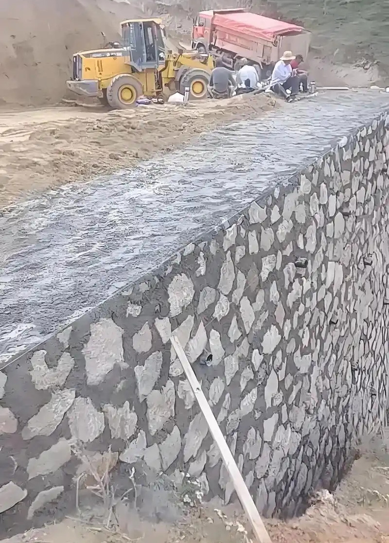 泰州兴化边坡加固